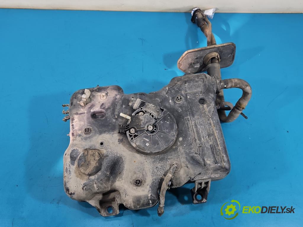 Renault Master III 2010-2024 2.3 dci 131 HP manual 96 kW 2299 cm3 5- Nádrž: AdBlue: 172A22038R