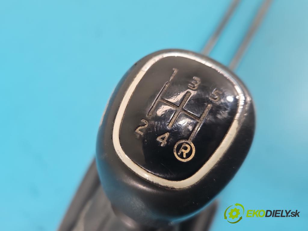 Skoda Fabia III 2014- 2021 1.0 MPI 60 hp manual 44 kW 999 cm3 5- kulisa změny stupňová 6C0711049B (Řadicí páka (kulisa) )