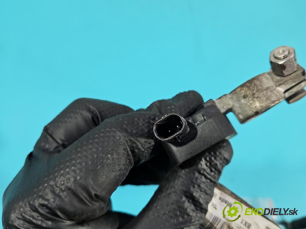 Skoda Fabia III 2014- 2021 1.0 MPI 60 HP manual 44 kW 999 cm3 5- kontakt mínus: 6C0915181A