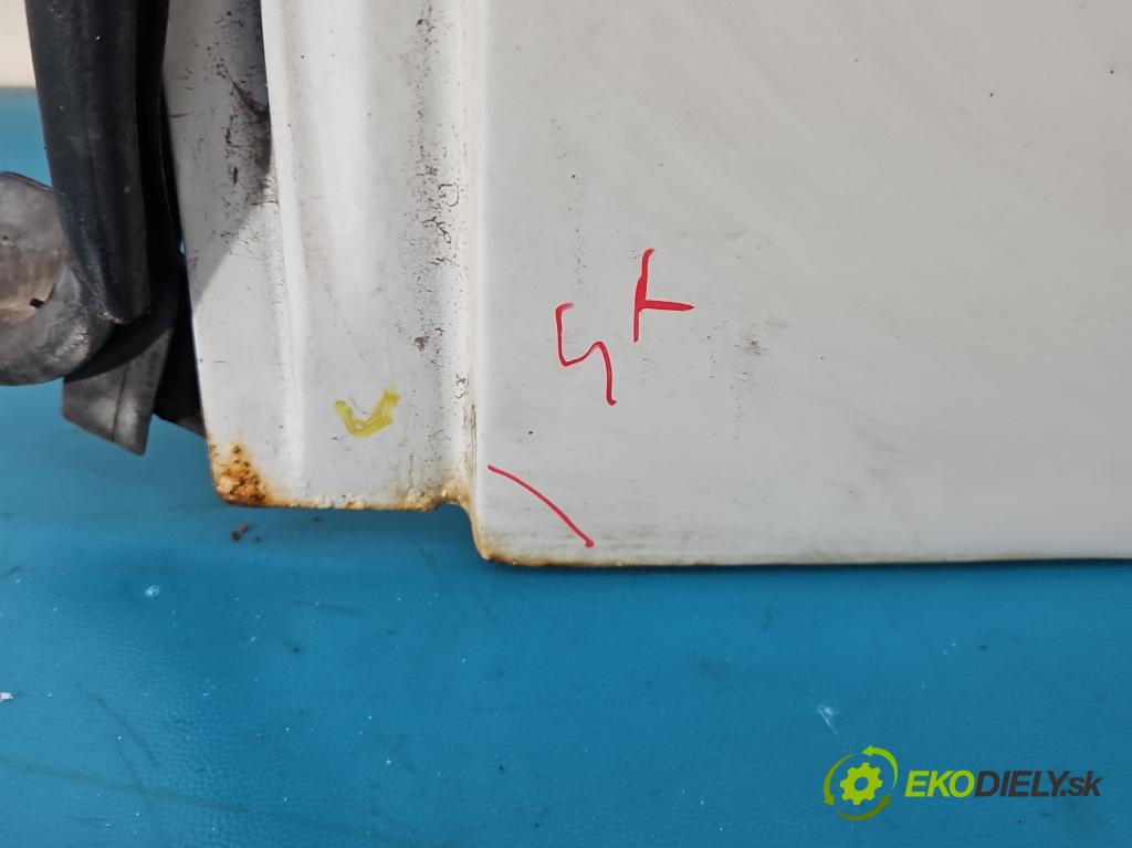 Citroen Berlingo II 2008-2018 1.6 hdi 90 hp manual 66 kW 1560 cm3 5- dveře zadní pravé  (Klika dveří ostatní)