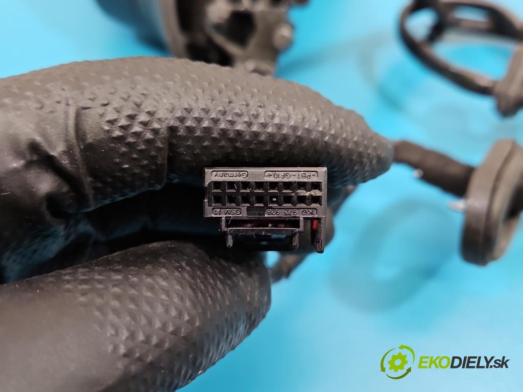 Audi A4 B9 2015-2024 2.0 TDI 190 HP automatic 140 kW 1968 cm3 5- zrkadlo pravé  (Kľučka dverí ostatné)