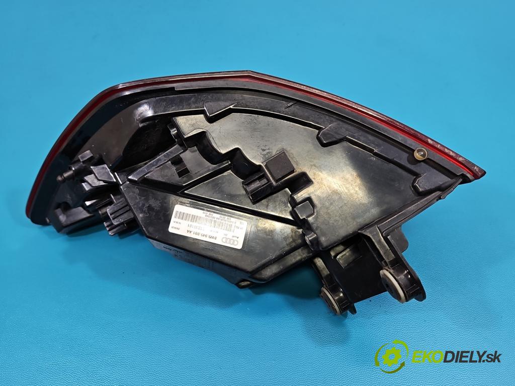 Audi A4 B9 2015-2024 2.0 TDI 190 HP automatic 140 kW 1968 cm3 5- svetlo / reflektor zadné ľavé  (Kľučka dverí ostatné)