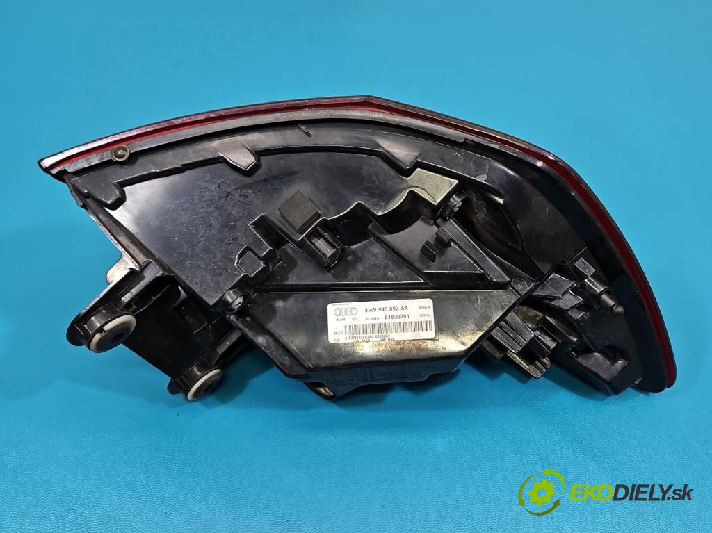 Audi A4 B9 2015-2024 2.0 TDI 190 HP automatic 140 kW 1968 cm3 5- svetlo / reflektor zadné pravé 8W9945092AA (Kľučka dverí ostatné)