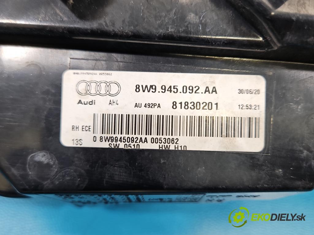 Audi A4 B9 2015-2024 2.0 TDI 190 HP automatic 140 kW 1968 cm3 5- svetlo / reflektor zadné pravé 8W9945092AA (Kľučka dverí ostatné)