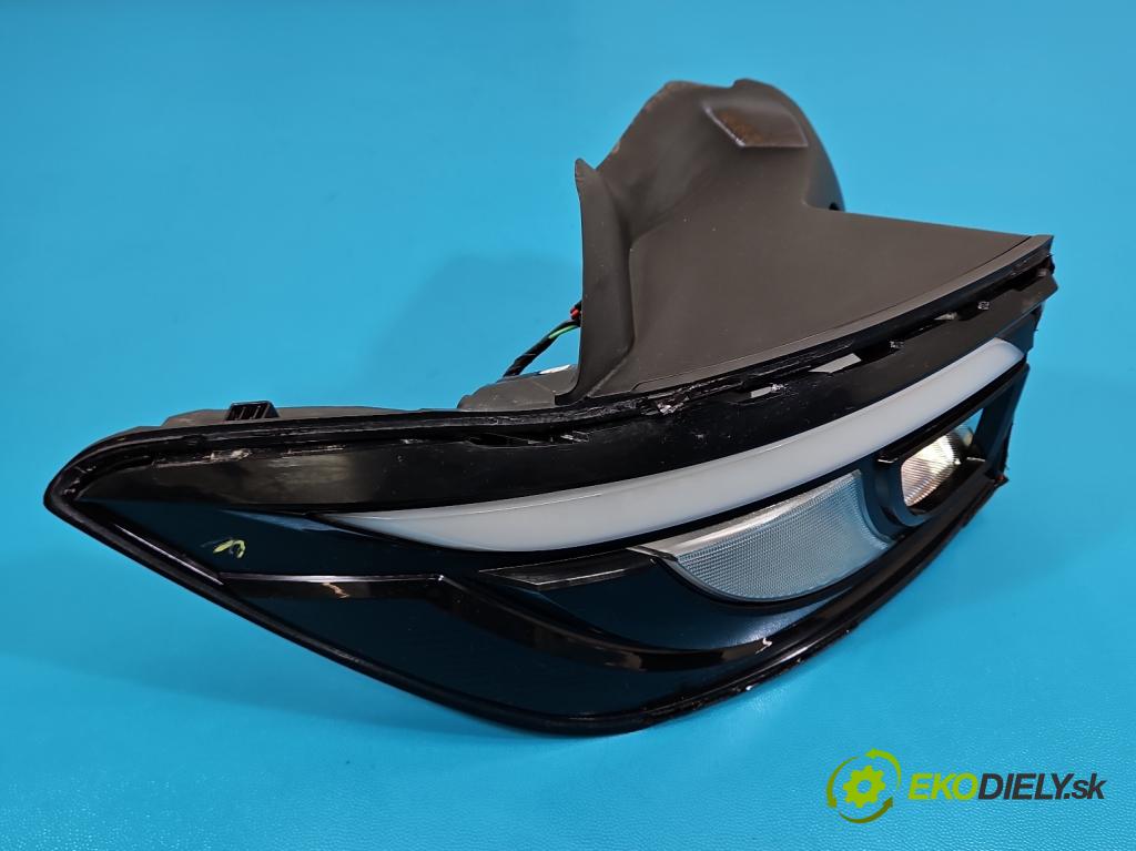 MG MG3  24- 1.5 16V 102 HP automatic 75 kW 1498 cm3 5- svetlo / reflektor zadné ľavé A30018L0100 (Kľučka dverí ostatné)