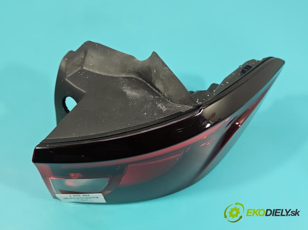 MG MG3  24- 1.5 16V 102 HP automatic 75 kW 1498 cm3 5- svetlo / reflektor zadné pravé 11202864 (Kľučka dverí ostatné)