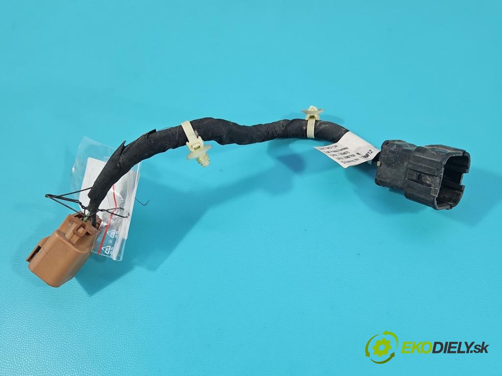 MG MG3  24- 1.5 16V 102 HP automatic 75 kW 1498 cm3 5- Zväzok: ostatné 11654075