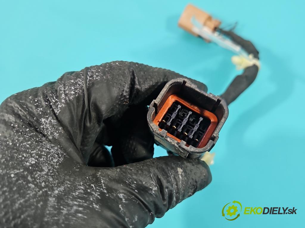 MG MG3  24- 1.5 16V 102 HP automatic 75 kW 1498 cm3 5- Zväzok: ostatné 11654075