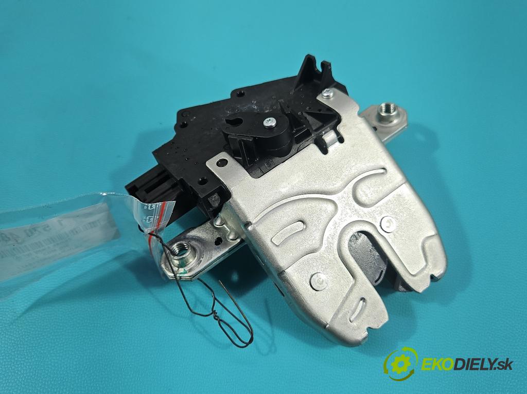 MG MG3  24- 1.5 16V 102 HP automatic 75 kW 1498 cm3 5- zámok kufrové dvere zadné 10314527