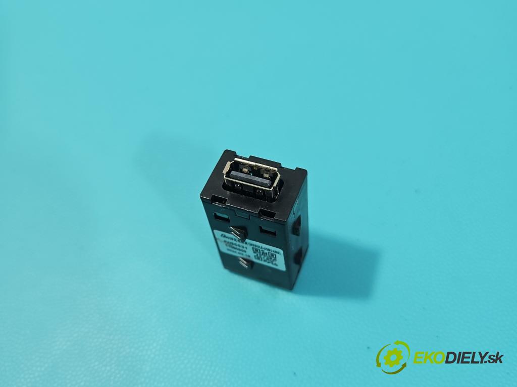 MG MG3  24- 1.5 16V 102 HP automatic 75 kW 1498 cm3 5- zásuvka USB PWS5531