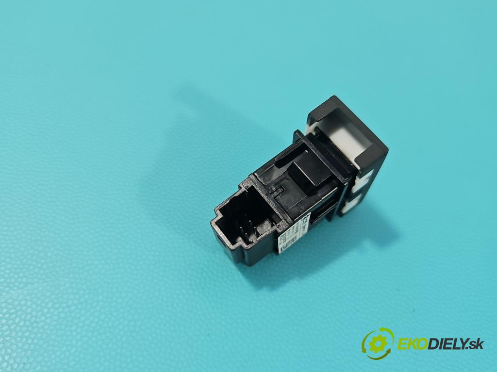 MG MG3  24- 1.5 16V 102 HP automatic 75 kW 1498 cm3 5- prepínač ostatné 10760650