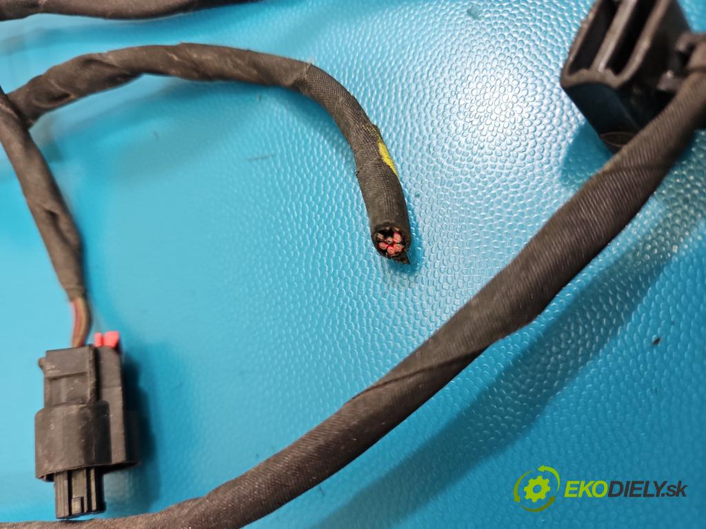 MG MG3  24- 1.5 16V 102 HP automatic 75 kW 1498 cm3 5- Zväzok: nárazník zadné