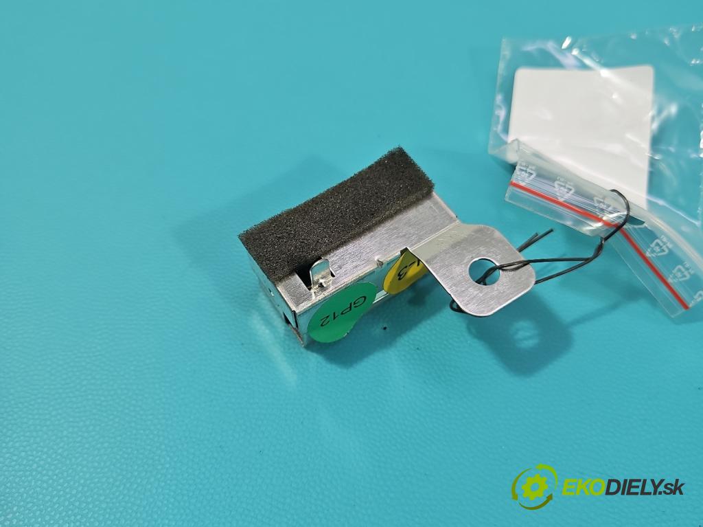 MG MG3  24- 1.5 16V 102 hp automatic 75 kW 1498 cm3 5- řídící jednotka 10306153