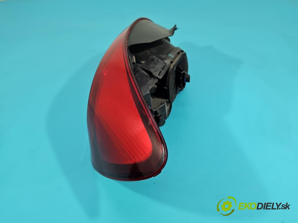 Vw Scirocco II 2008-2017 1.4 TSI 160 HP manual 118 kW 1390 cm3 3- svetlo / reflektor zadné pravé 1K8945096M (Kľučka dverí ostatné)