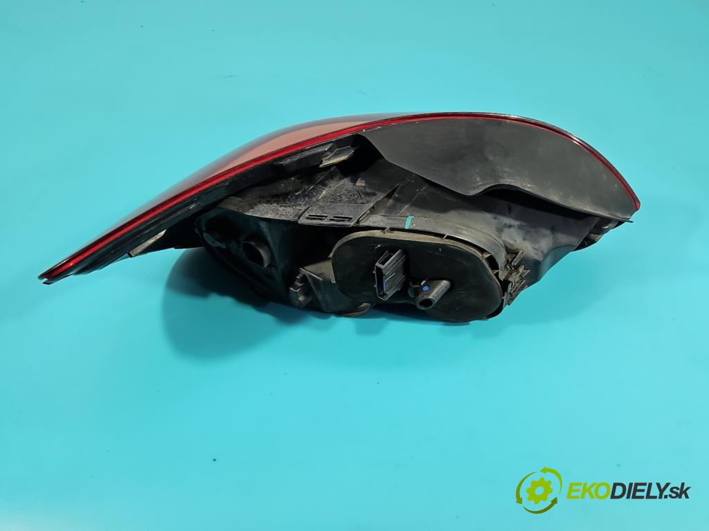 Vw Scirocco II 2008-2017 1.4 TSI 160 HP manual 118 kW 1390 cm3 3- svetlo / reflektor zadné pravé 1K8945096M (Kľučka dverí ostatné)