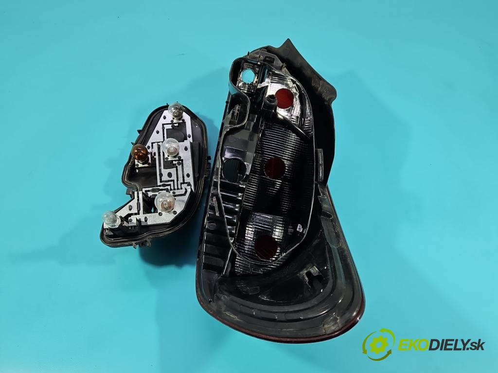 Vw Scirocco II 2008-2017 1.4 TSI 160 HP manual 118 kW 1390 cm3 3- svetlo / reflektor zadné ľavé 1K8945095M (Kľučka dverí ostatné)