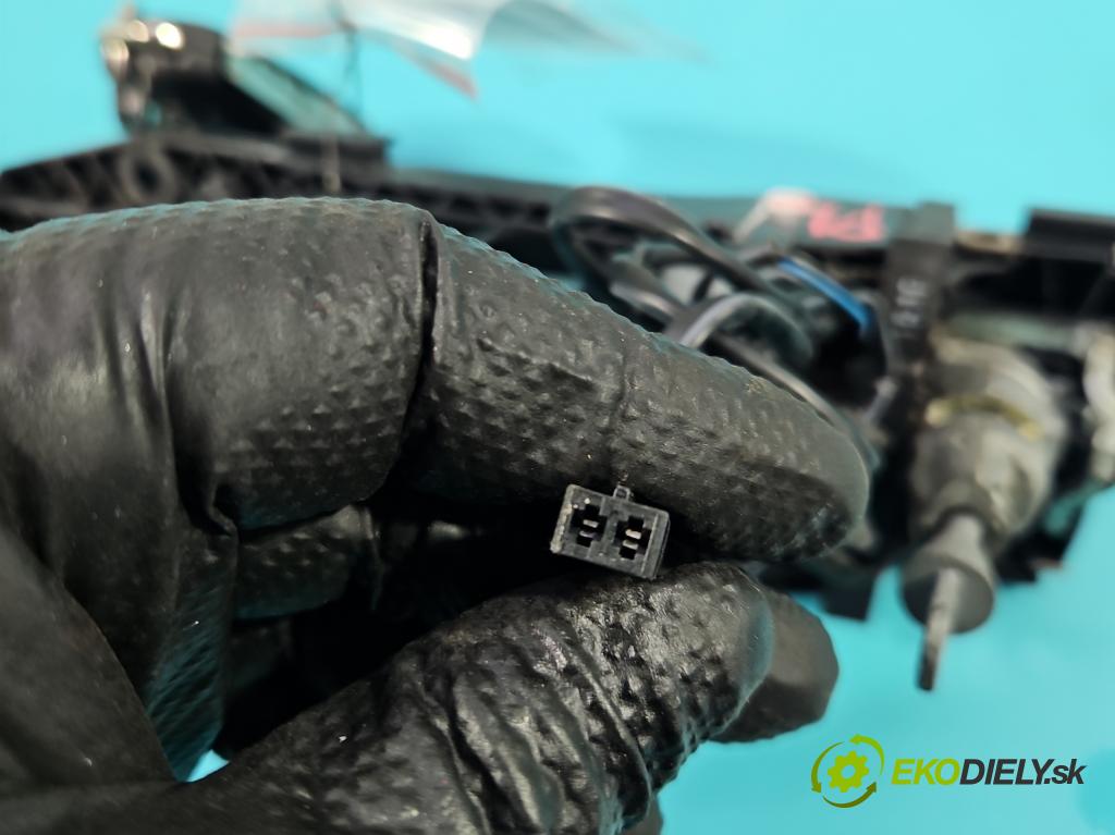 Vw Scirocco II 2008-2017 1.4 TSI 160 HP manual 118 kW 1390 cm3 3- rukoväť predné ľavé mimo: 1K8837885F (Kľučka dverí vonkajšia predná ľavá)