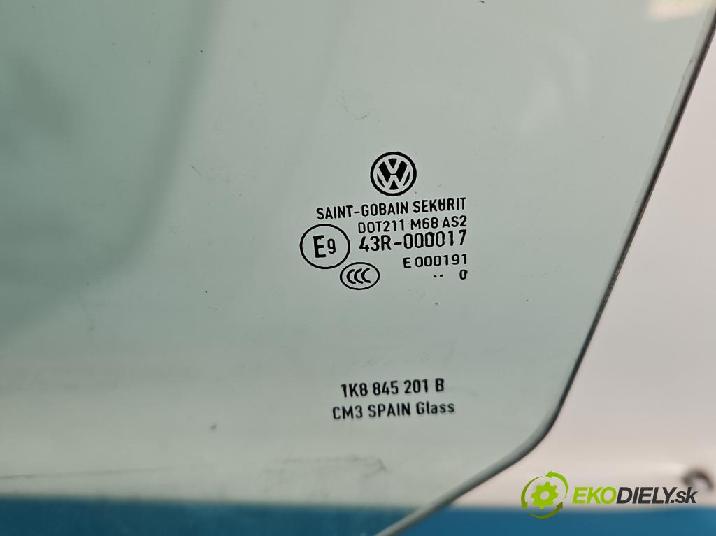 Vw Scirocco II 2008-2017 1.4 TSI 160 HP manual 118 kW 1390 cm3 3- sklo dvere predné ľavé