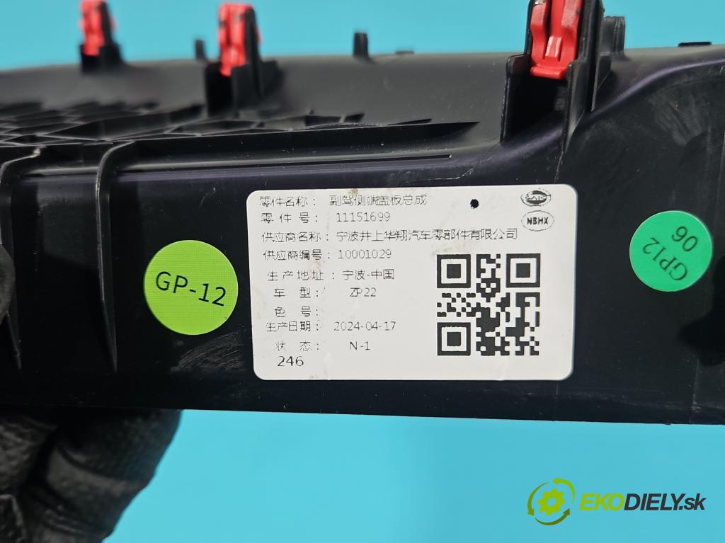 MG MG3  24- 1.5 16V 102 HP automatic 75 kW 1498 cm3 5- kryt plast 11428128