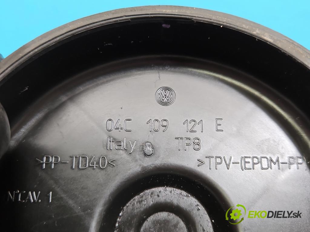 Skoda Fabia III 2014- 2021 1.0 MPI 60 HP manual 44 kW 999 cm3 5- obal načasovanie 04C109108E (Kryt motora)