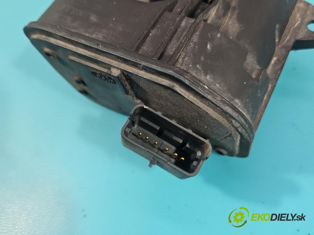 Citroen C3 III 2016-2024 1.2 12V 83 HP manual 61 kW 1199 cm3 5- klapka 9673622380 (Škrtiaca klapka)