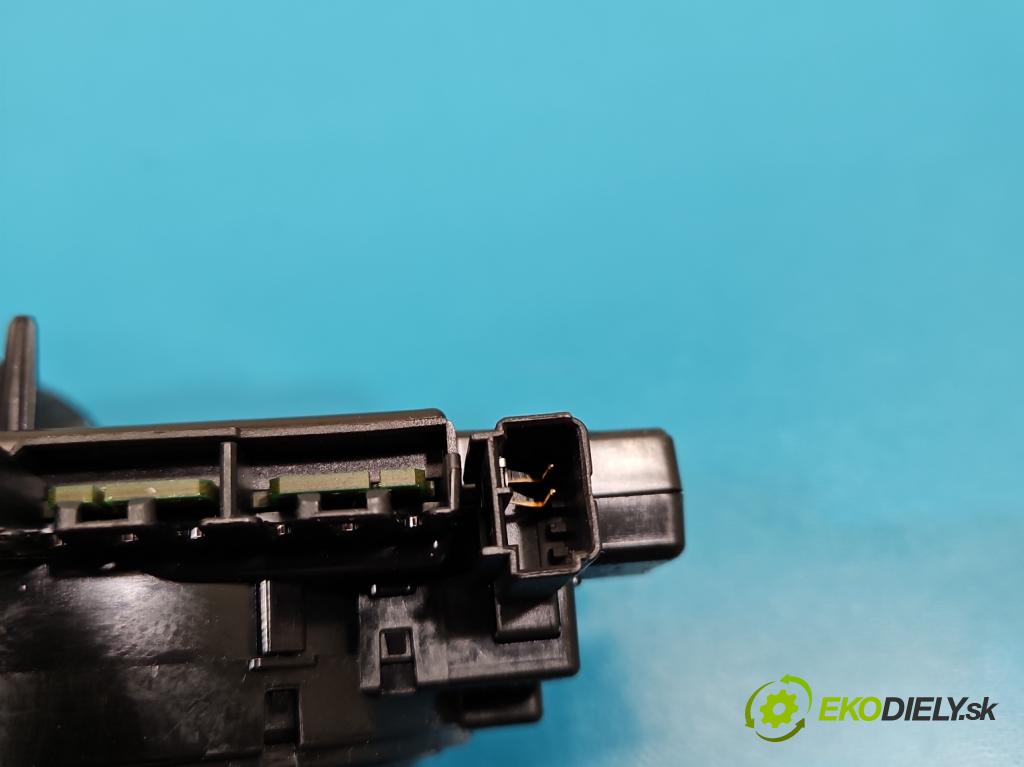 Vw Scirocco II 2008-2017 1.4 TSI 160 hp manual 118 kW 1390 cm3 3- Páska: airbag 5K0953569D (Airbag)