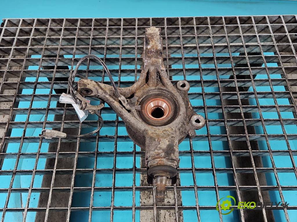 Citroen Berlingo II 2008-2018 1.6 hdi 90 HP manual 66 kW 1560 cm3 5- náboj ľavé  (Náboj kolesa)