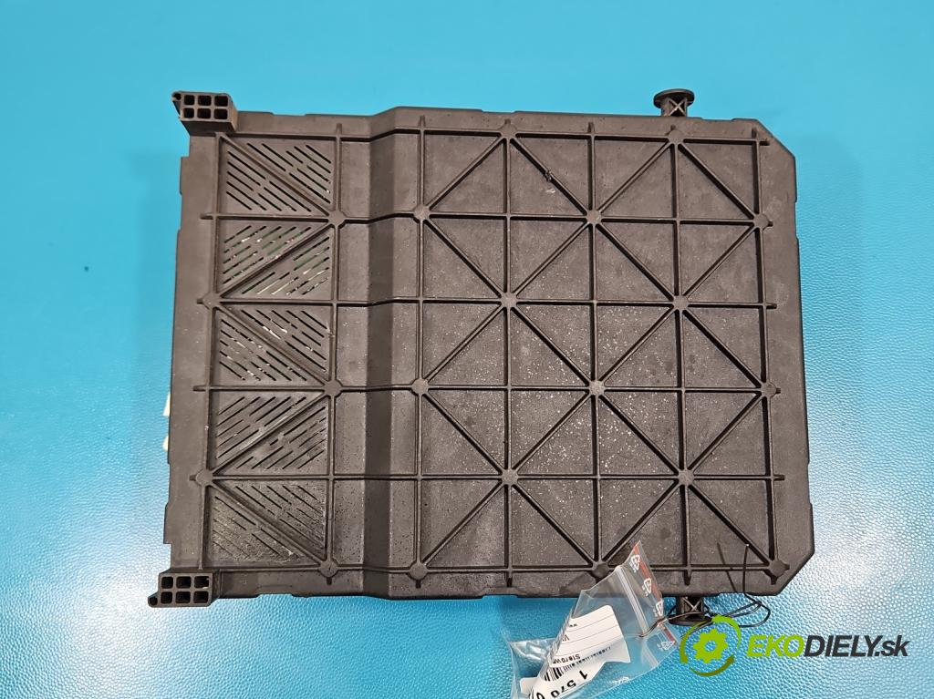 Peugeot 407 1.6 hdi 109 hp manual 80 kW 1560 cm3 4- řídící jednotka S120104700K