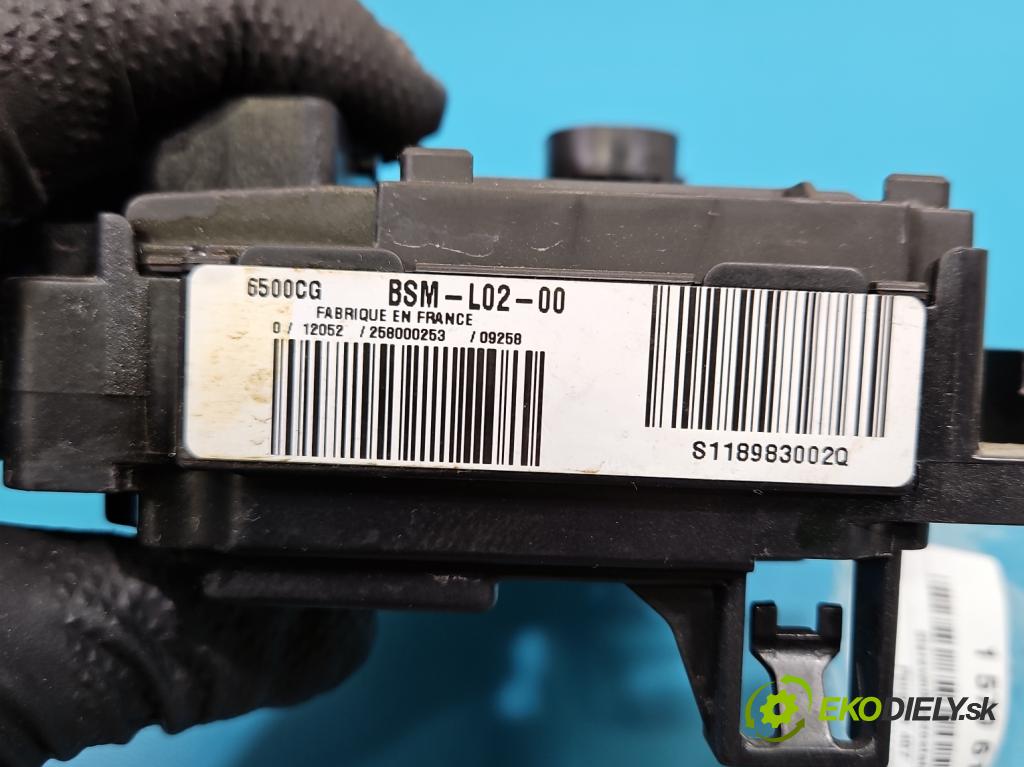 Peugeot 407 1.6 hdi 109 hp manual 80 kW 1560 cm3 4- řídící jednotka S118983002Q