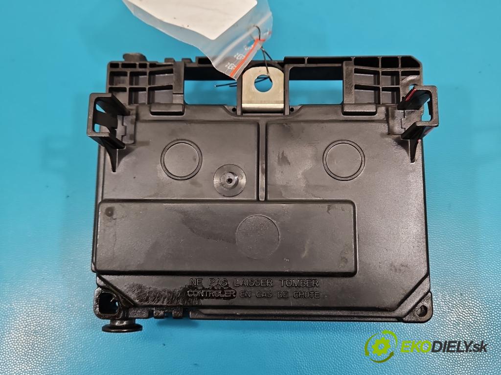 Peugeot 407 1.6 hdi 109 hp manual 80 kW 1560 cm3 4- řídící jednotka S118983002Q