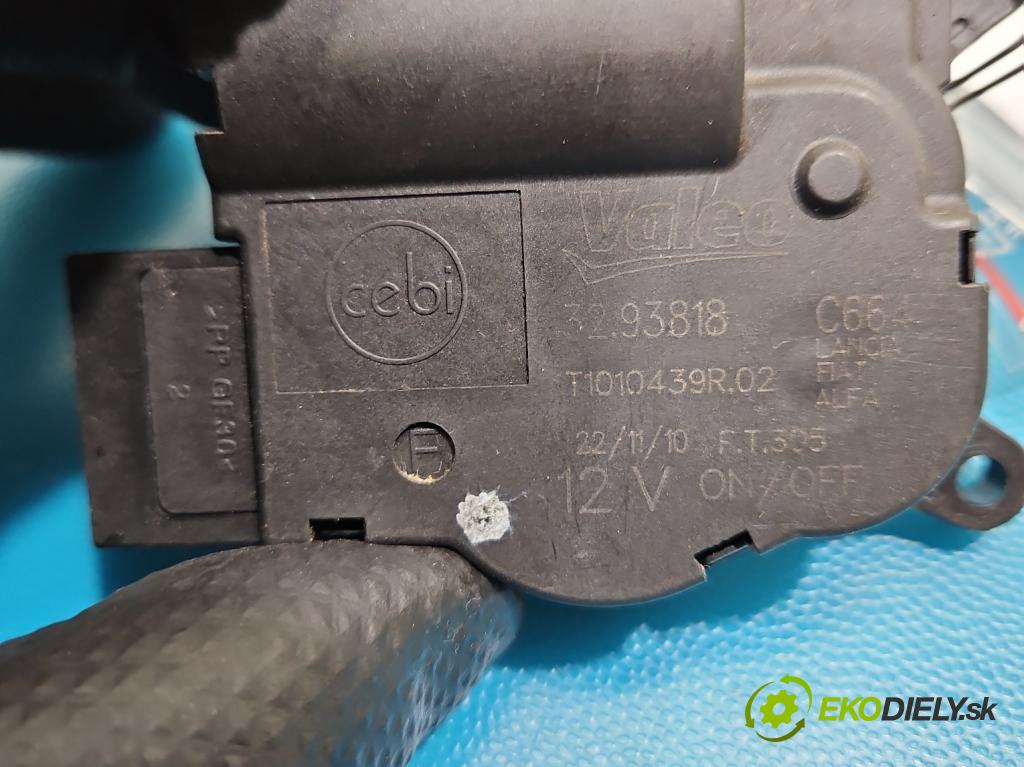 Alfa romeo Giulietta 1.6 jtd 105 HP manual 77 kW 1598 cm3 5- motor: kúrenia 3293818