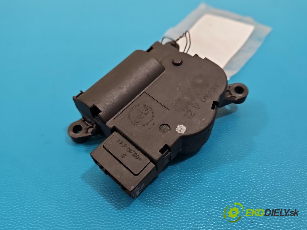 Alfa romeo Giulietta 1.6 jtd 105 HP manual 77 kW 1598 cm3 5- motor: kúrenia 3293818