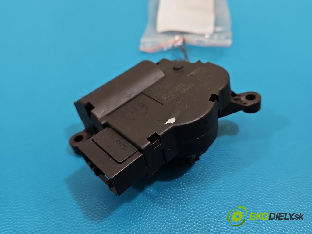 Alfa romeo Giulietta 1.6 jtd 105 HP manual 77 kW 1598 cm3 5- motor: kúrenia 3093813