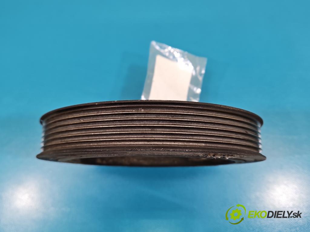 Alfa romeo Giulietta 1.6 jtd 105 HP manual 77 kW 1598 cm3 5- koleso pás: hriadele kľukovej