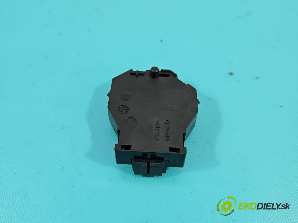 Vw Scirocco II 2008-2017 1.4 TSI 160 hp manual 118 kW 1390 cm3 3- řídící jednotka 5K0959542