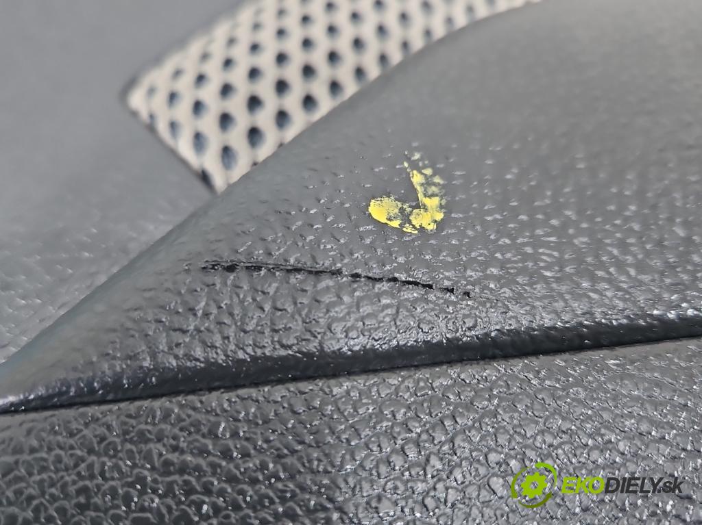 Vw Scirocco II 2008-2017 1.4 TSI 160 HP manual 118 kW 1390 cm3 3- Čalounictví: dvere predné pravé 1K8867012AT