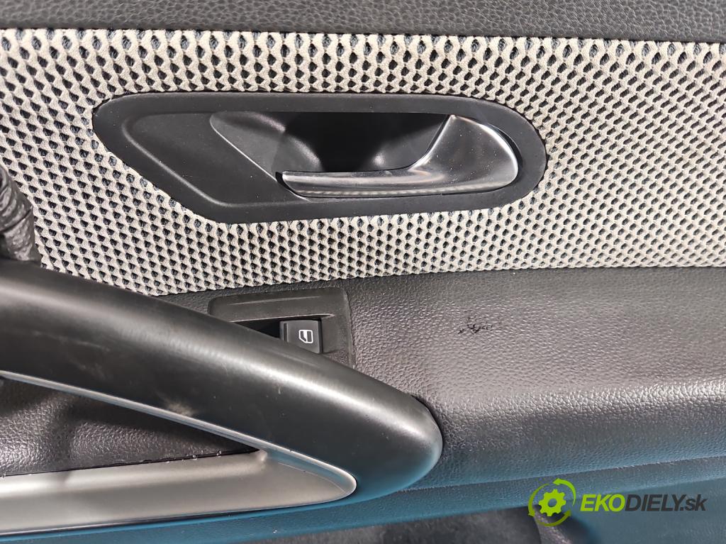 Vw Scirocco II 2008-2017 1.4 TSI 160 HP manual 118 kW 1390 cm3 3- Čalounictví: dvere predné pravé 1K8867012AT