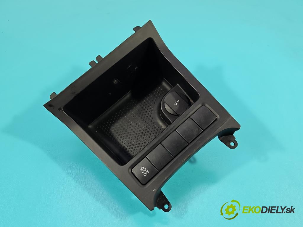 Vw Scirocco II 2008-2017 1.4 TSI 160 HP manual 118 kW 1390 cm3 3- kastlík 5K0858329