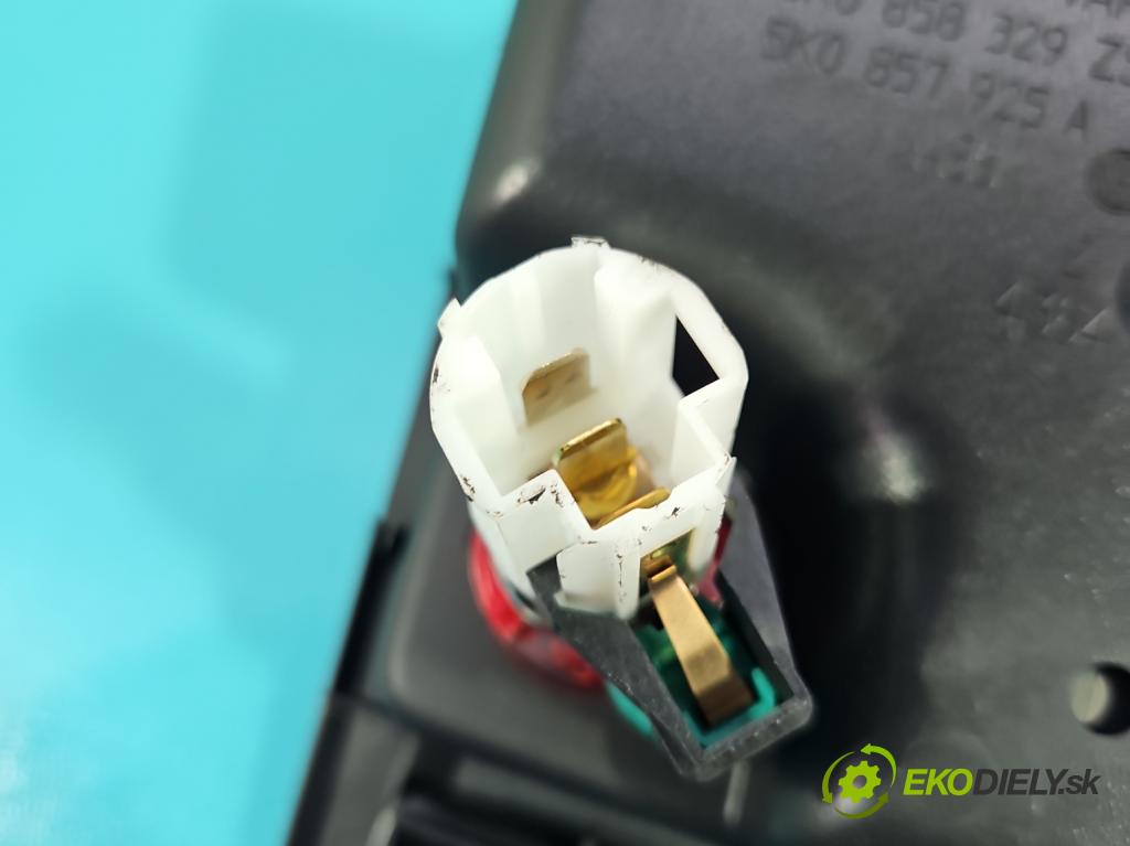 Vw Scirocco II 2008-2017 1.4 TSI 160 HP manual 118 kW 1390 cm3 3- kastlík 5K0858329