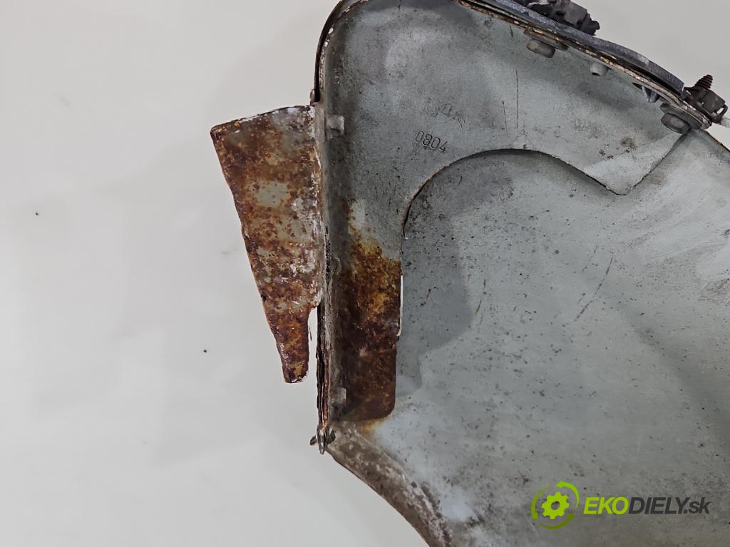 Citroen Berlingo II 2008-2018 1.6 hdi 90 HP manual 66 kW 1560 cm3 5- blatník predné pravý  (Kľučka dverí ostatné)