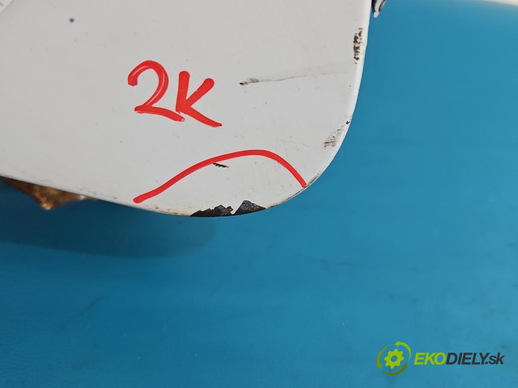 Citroen Berlingo II 2008-2018 1.6 hdi 90 HP manual 66 kW 1560 cm3 5- blatník predné pravý  (Kľučka dverí ostatné)