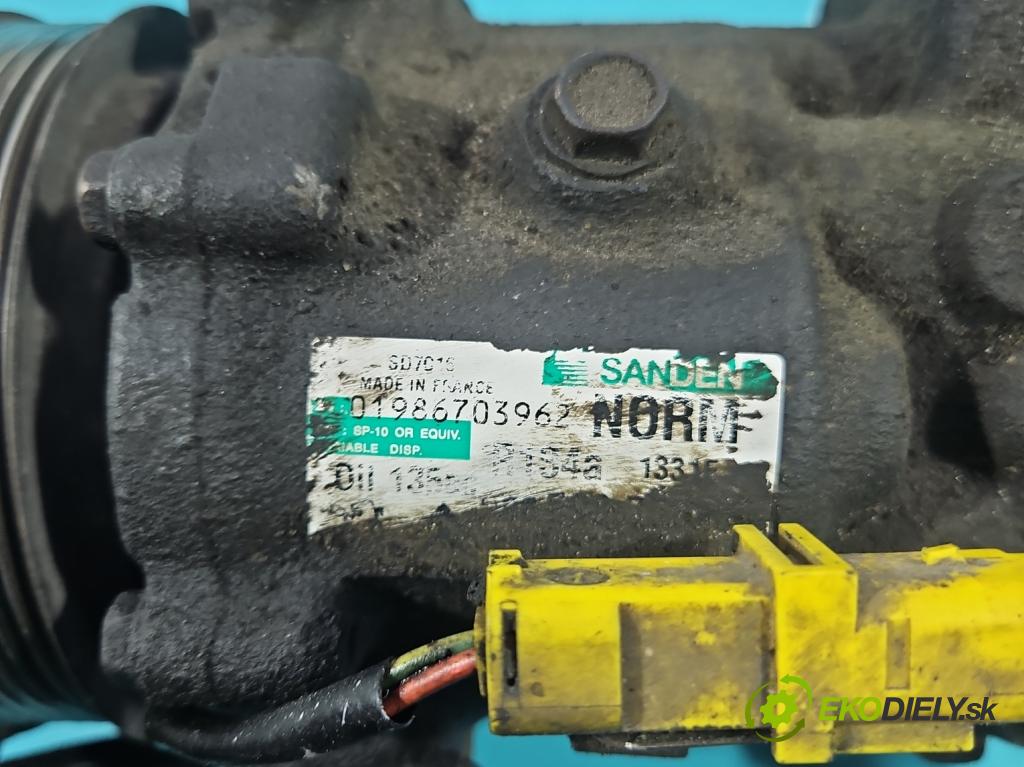 Citroen Berlingo II 2008-2018 1.6 hdi 90 HP manual 66 kW 1560 cm3 5- Kompresor: klimatizácie  (Kompresor klimatizácie)