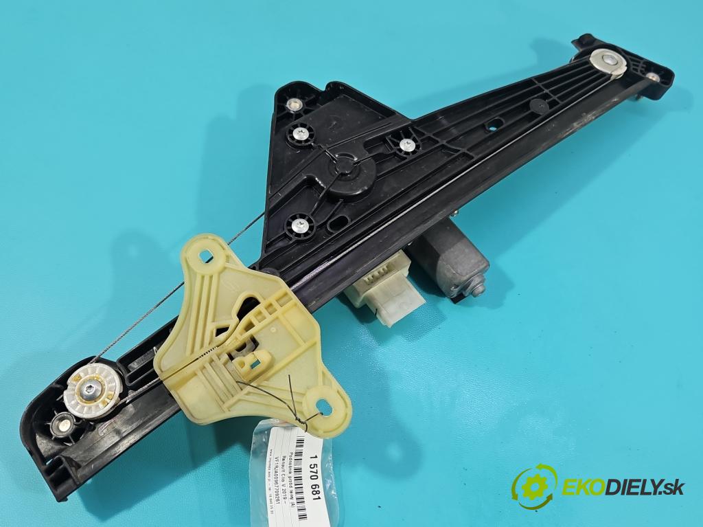 Renault Clio V 2019- 1.0 91KM automatic 67 kW 999 cm3 5- mechanismus stahování přední levý 807216723R