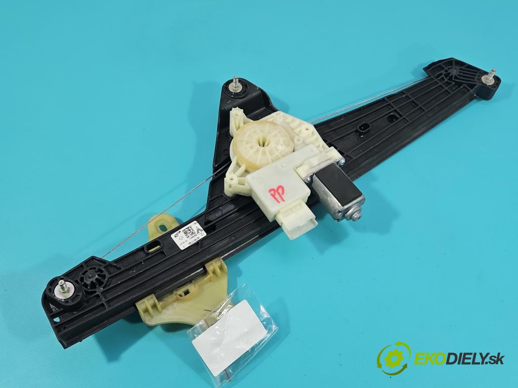 Renault Clio V 2019- 1.0 91 KM automatic 67 kW 999 cm3 5- mechanizmus okna predné pravý 807201776R