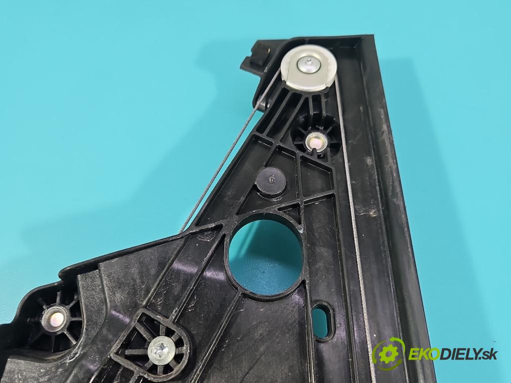 Renault Clio V 2019- 1.0 91 KM automatic 67 kW 999 cm3 5- mechanizmus okna zadné ľavý 827217837R