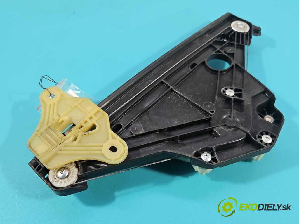 Renault Clio V 2019- 1.0 91 KM automatic 67 kW 999 cm3 5- mechanizmus okna zadné pravý 827209773R