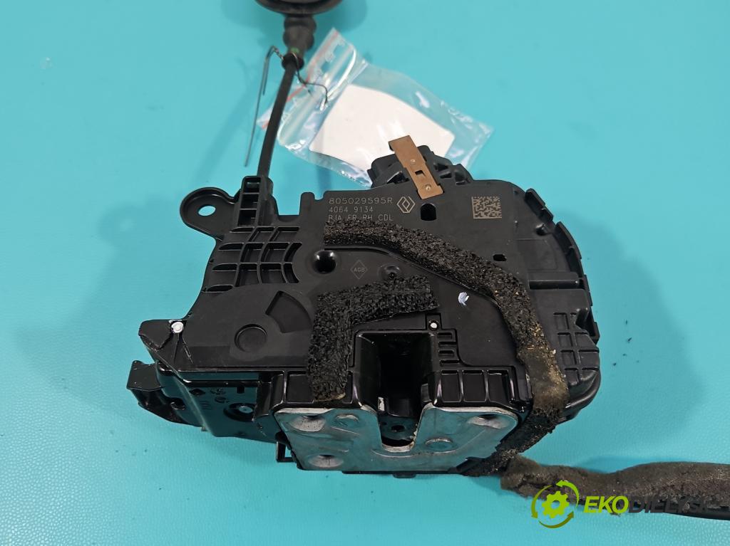 Renault Clio V 2019- 1.0 91 KM automatic 67 kW 999 cm3 5- zámok predné pravý 805029595R