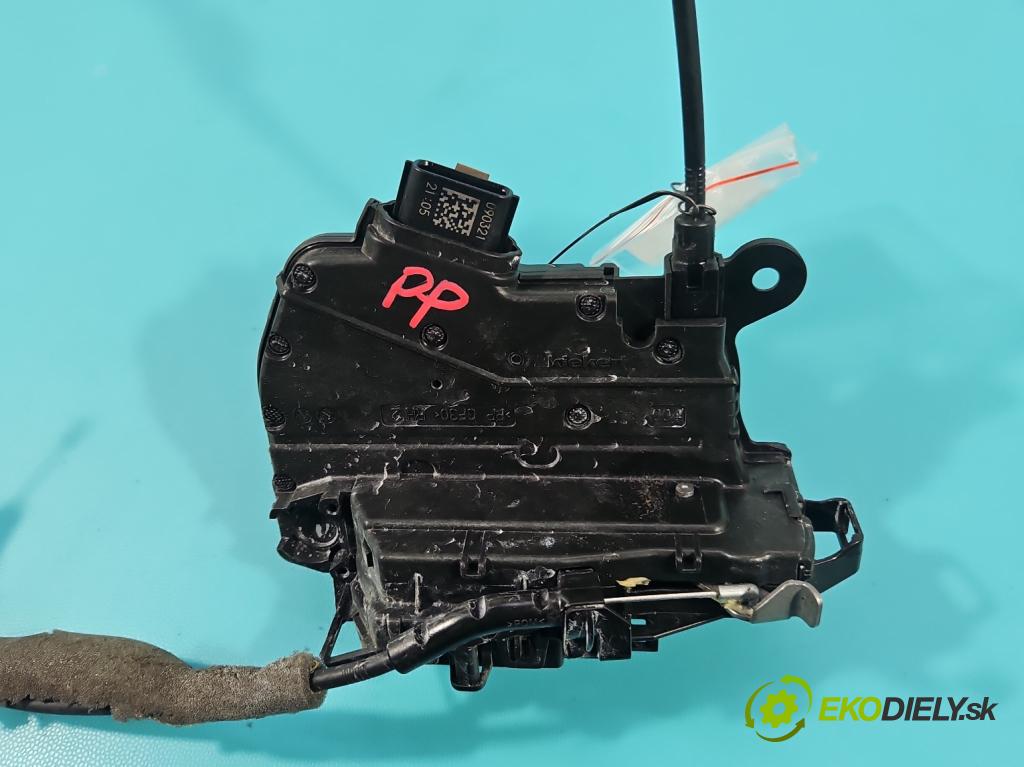 Renault Clio V 2019- 1.0 91 KM automatic 67 kW 999 cm3 5- zámok predné pravý 805029595R