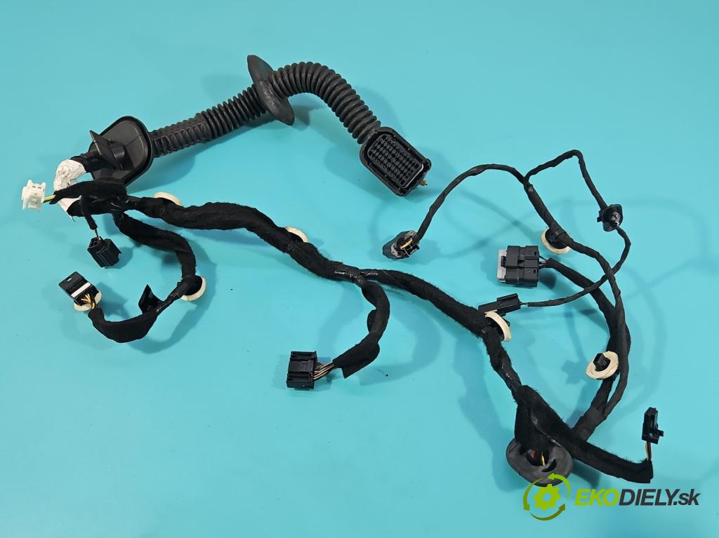 Renault Clio V 2019- 1.0 91 KM automatic 67 kW 999 cm3 5- Zväzok: dvere predné vľavo: 241257585R