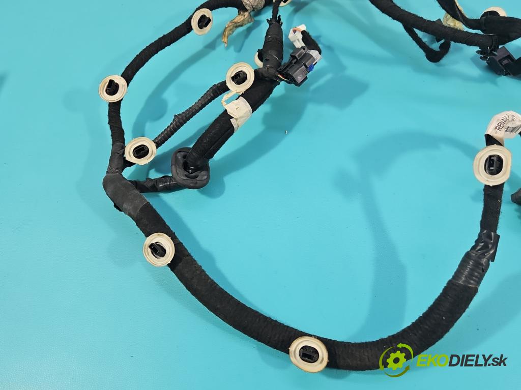 Renault Clio V 2019- 1.0 91 KM automatic 67 kW 999 cm3 5- Zväzok: dvere zadné vľavo: 241272730R